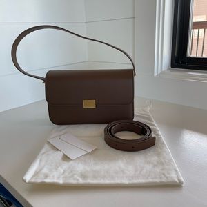 The Curated Classic Shoulder Bag in Chocolate